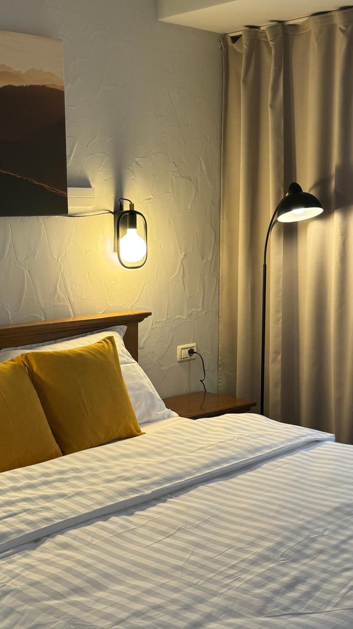 Hotel Lucy Star Cluj-Napoca Exteriör bild